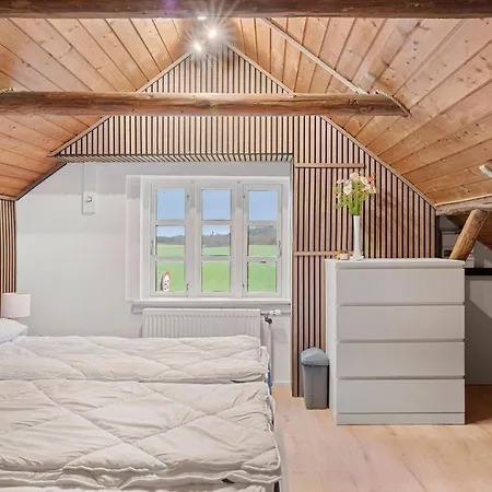6 Bedroom Stunning In *