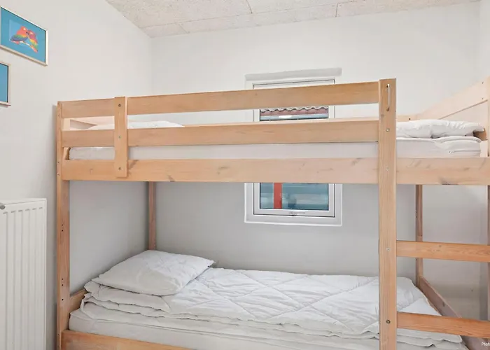 6 Bedroom Stunning In * Give